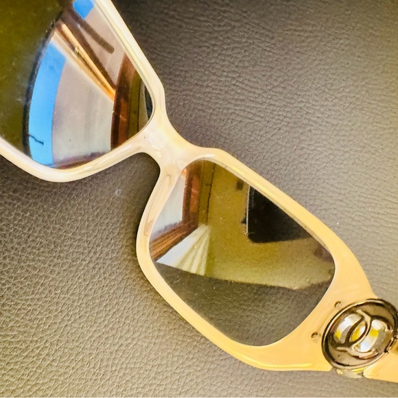 White Vintage Chanel Sunglasses - Picture 2 of 11